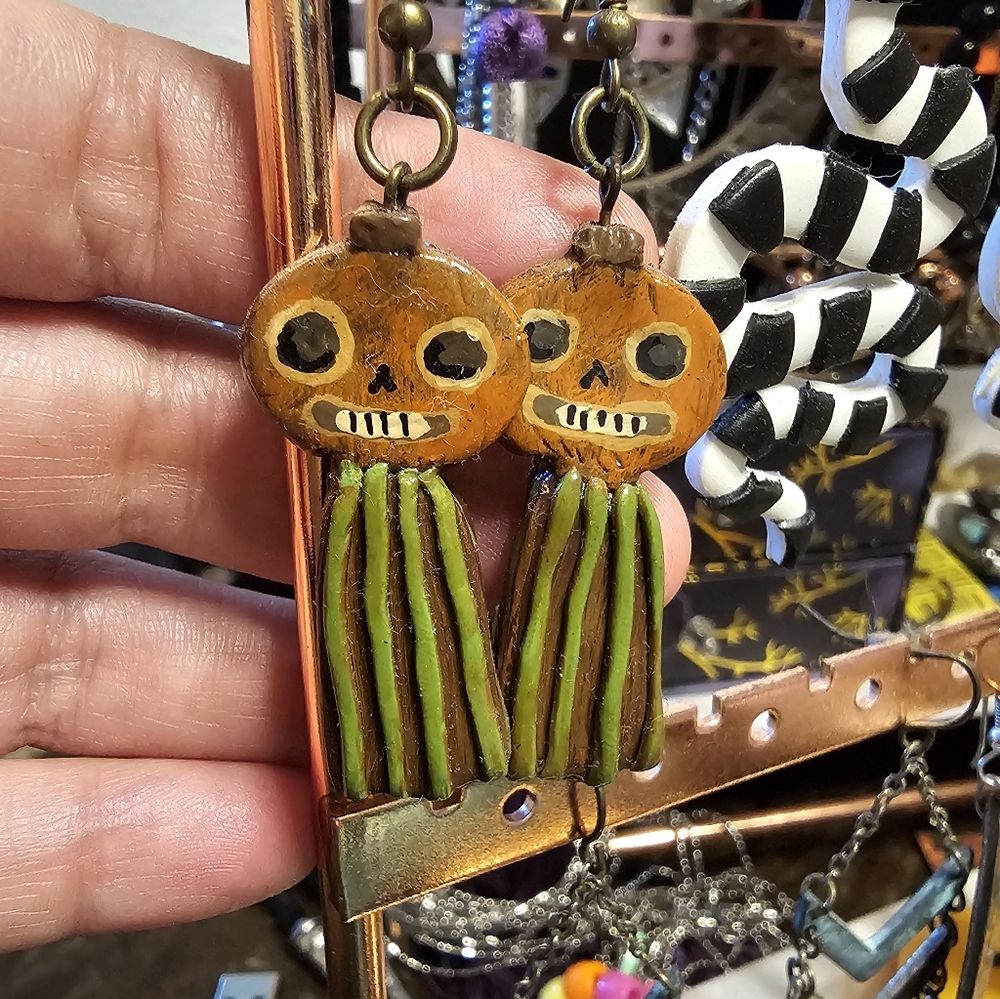 SOLD Enoch Earrings - Picture 2 of 3
